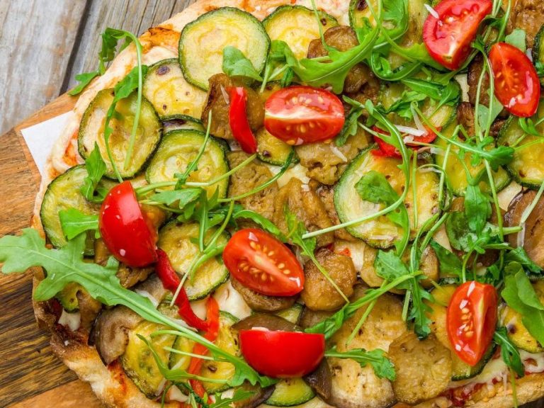 Hopfenweiler Stüble Bad Waldsee - Hausgemachte Fleischküchle mit Kartoffelsalat Hopfenweiler Stueble Bad Waldsee, Schwaebische Kueche, Kalte Kueche, Warme Kueche, Nachtisch, Hausgemachte Fleischkuechle mit Kartoffelsalat