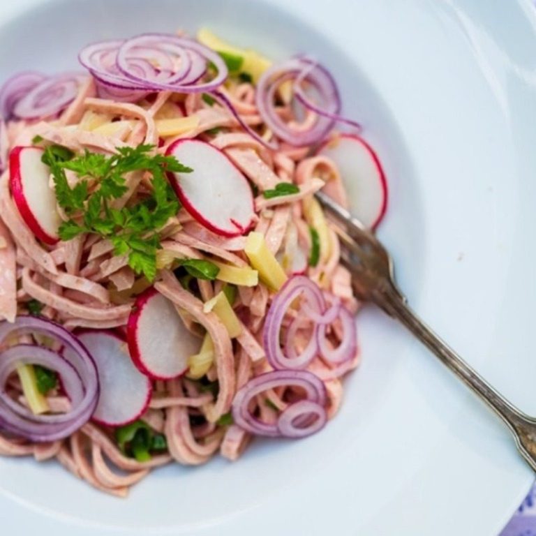 Hopfenweiler Stueble Bad Waldsee, Schwaebische Kueche, Kalte Kueche, Warme Kueche, Nachtisch, Wurstsalat